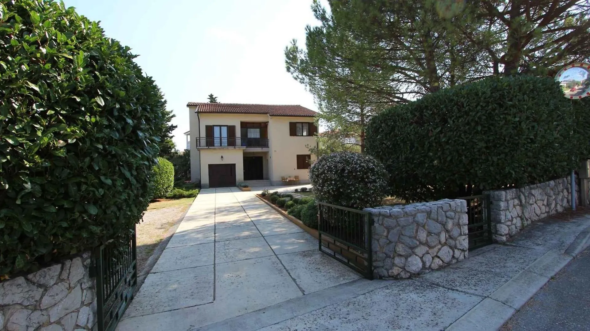 Apartment Studio In Malinska/Insel Krk 12839 Croatia